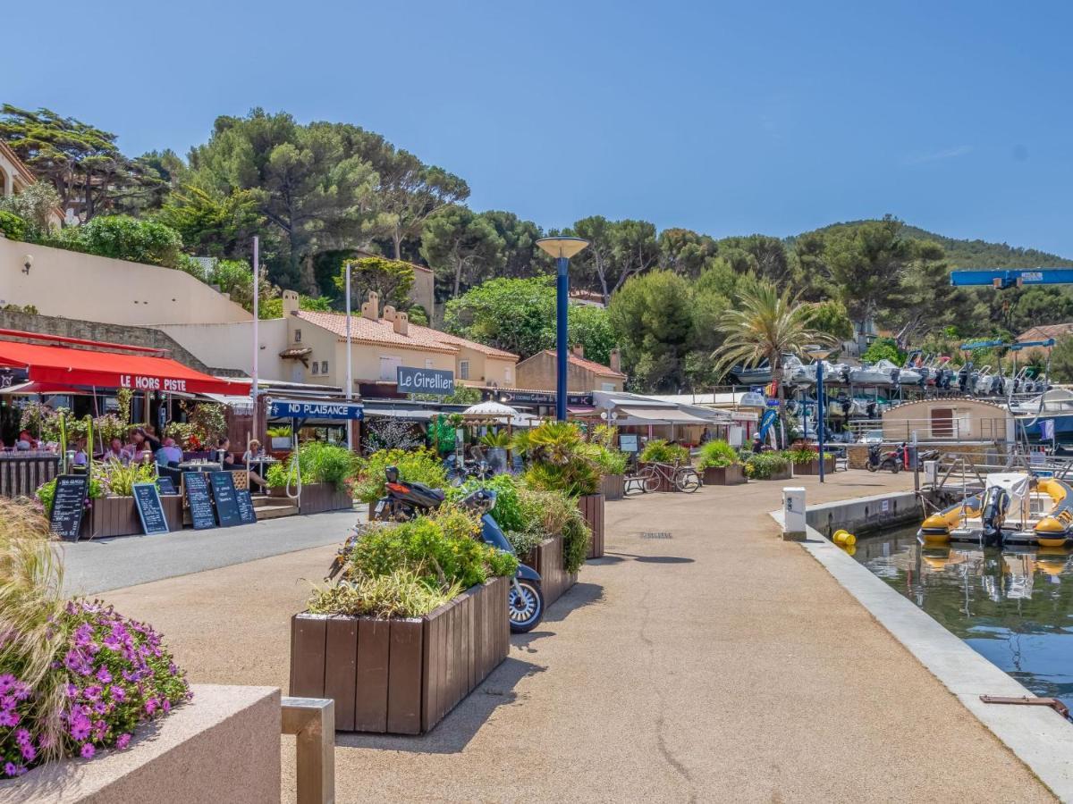 Studio Chateau De La Madrague-8 By Interhome Saint-Cyr-sur-Mer Luaran gambar