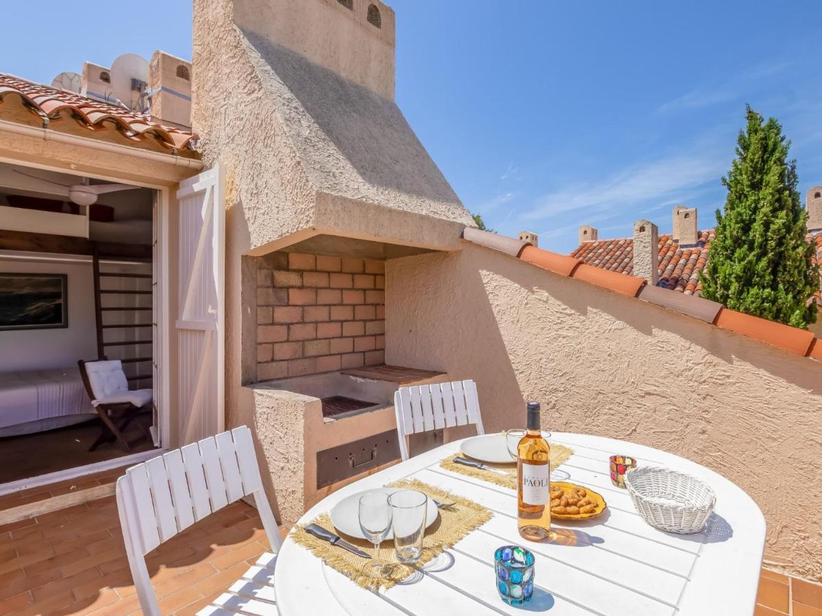 Studio Chateau De La Madrague-8 By Interhome Saint-Cyr-sur-Mer Luaran gambar