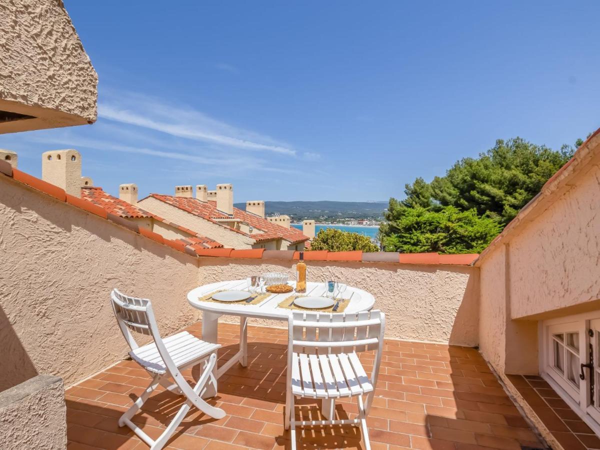 Studio Chateau De La Madrague-8 By Interhome Saint-Cyr-sur-Mer Luaran gambar