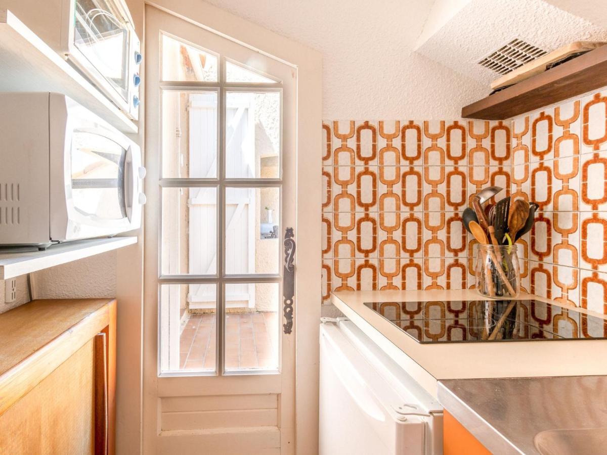 Studio Chateau De La Madrague-8 By Interhome Saint-Cyr-sur-Mer Luaran gambar